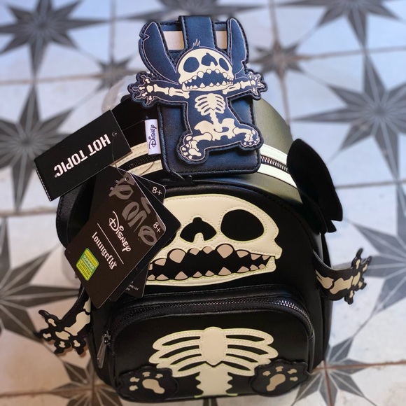 Loungefly Disney Stitch Skeleton Backpack Cardholder LIMITED EDITION Glow In Dar - Picture 3 of 16